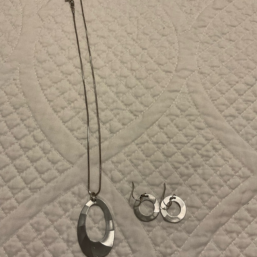 Silver Oval Pendant Necklace and Hoop Earrings Set